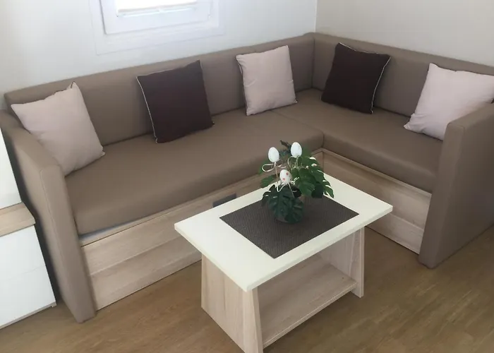 Floating House - Arena 2 בית נופש