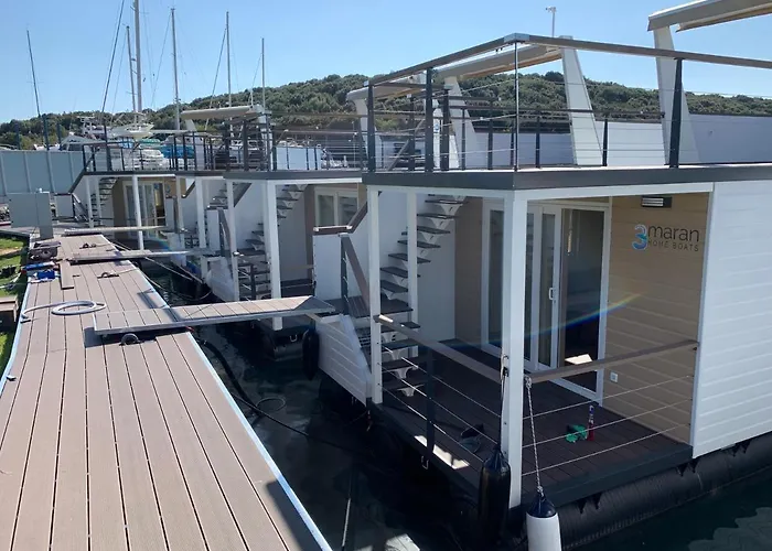 Floating House - Arena 2