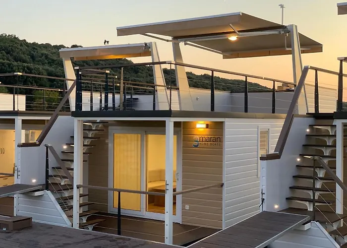 Floating House - Arena 2 * 普拉