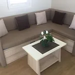 Floating House - Arena 2 Prázdninový dům