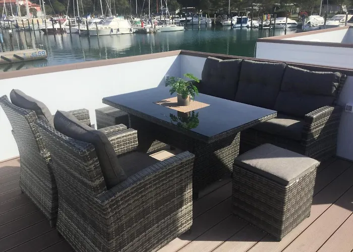 Floating House - Arena 2